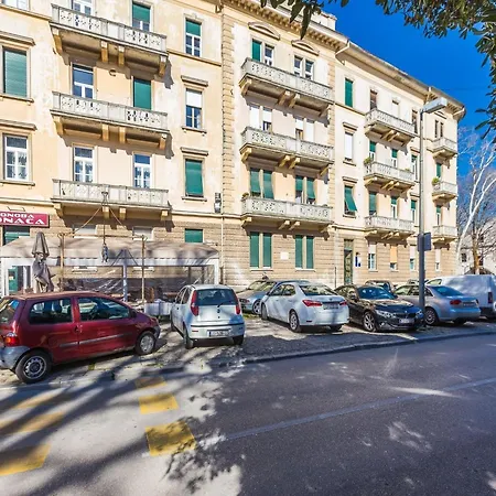Charming And Historic Old Town - One Bedroom * Zadar
