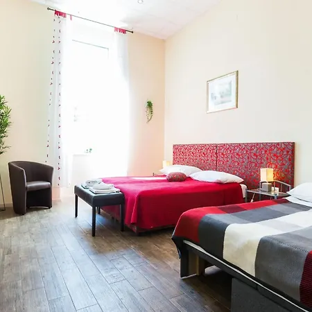 Charming And Historic Old Town - One Bedroom Apartman *