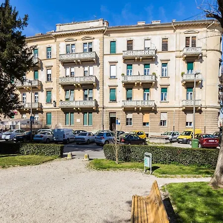 Apartman Charming And Historic Old Town - One Bedroom Zadar